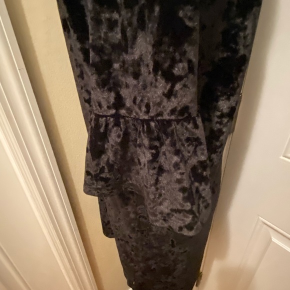 Billy T women’s velvet mini cocktail dress V-neck bell sleeve cuff collar choker - Picture 12 of 15